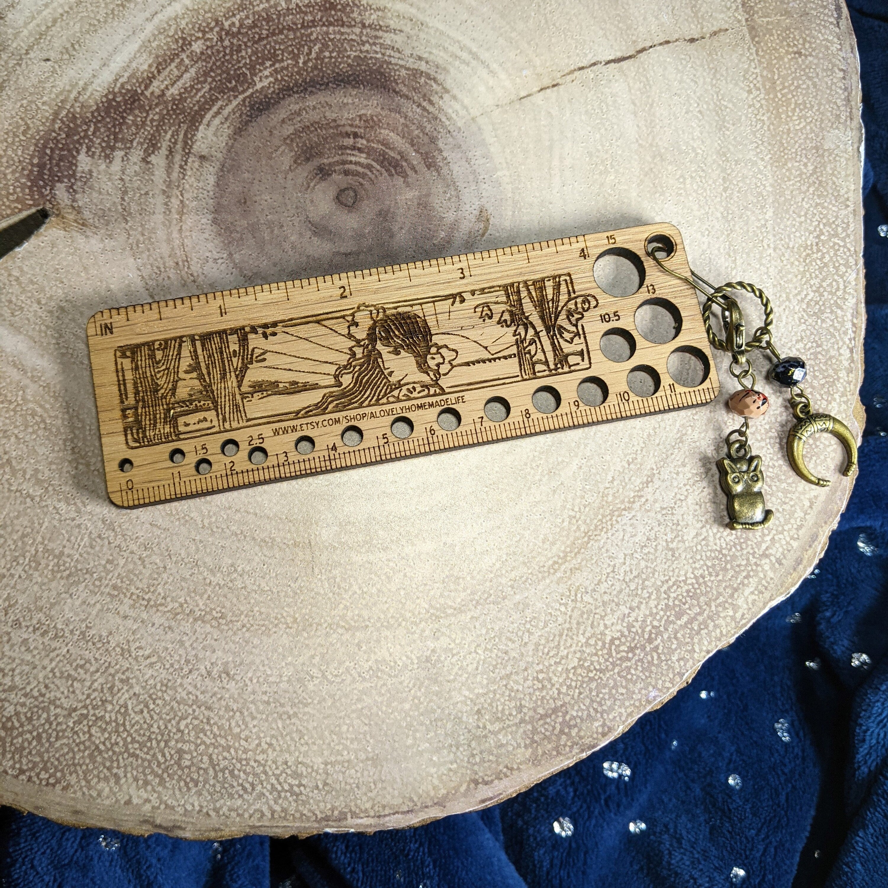 Wooden Knitting Needle Gauge & Stitch Marker
