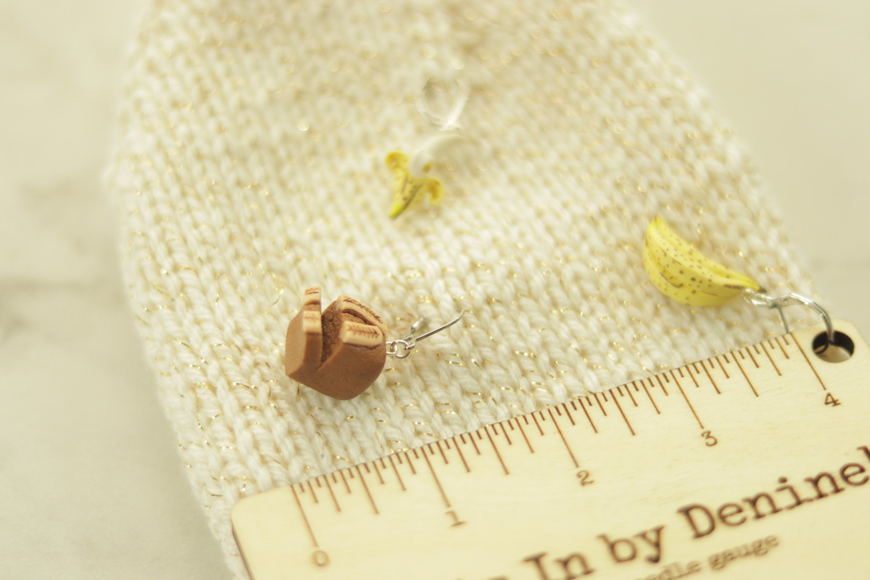 Wooden Knitting Needle and Gauge Swatch Tool