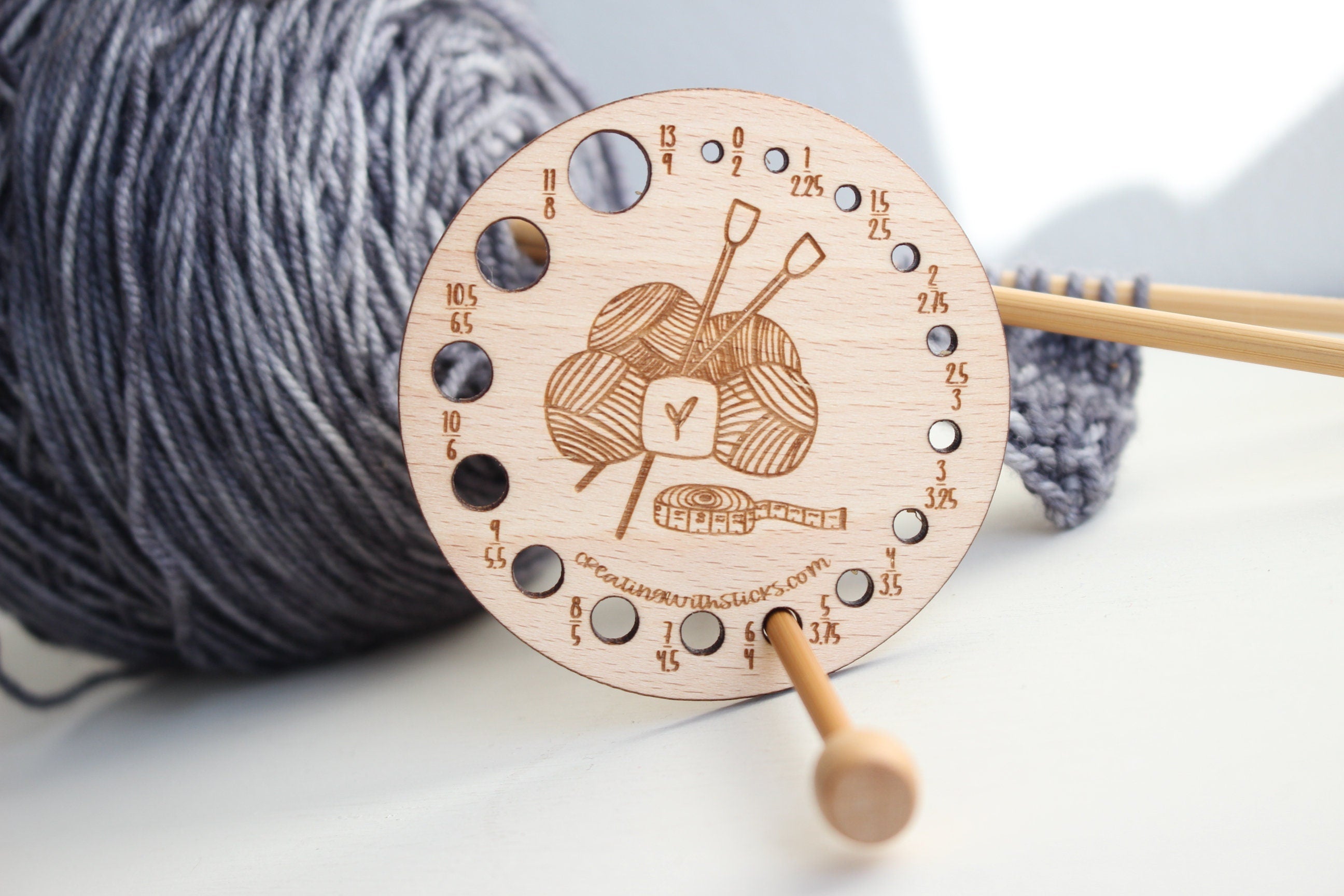 Wooden Yarn Ball Knitting Needle Gauge