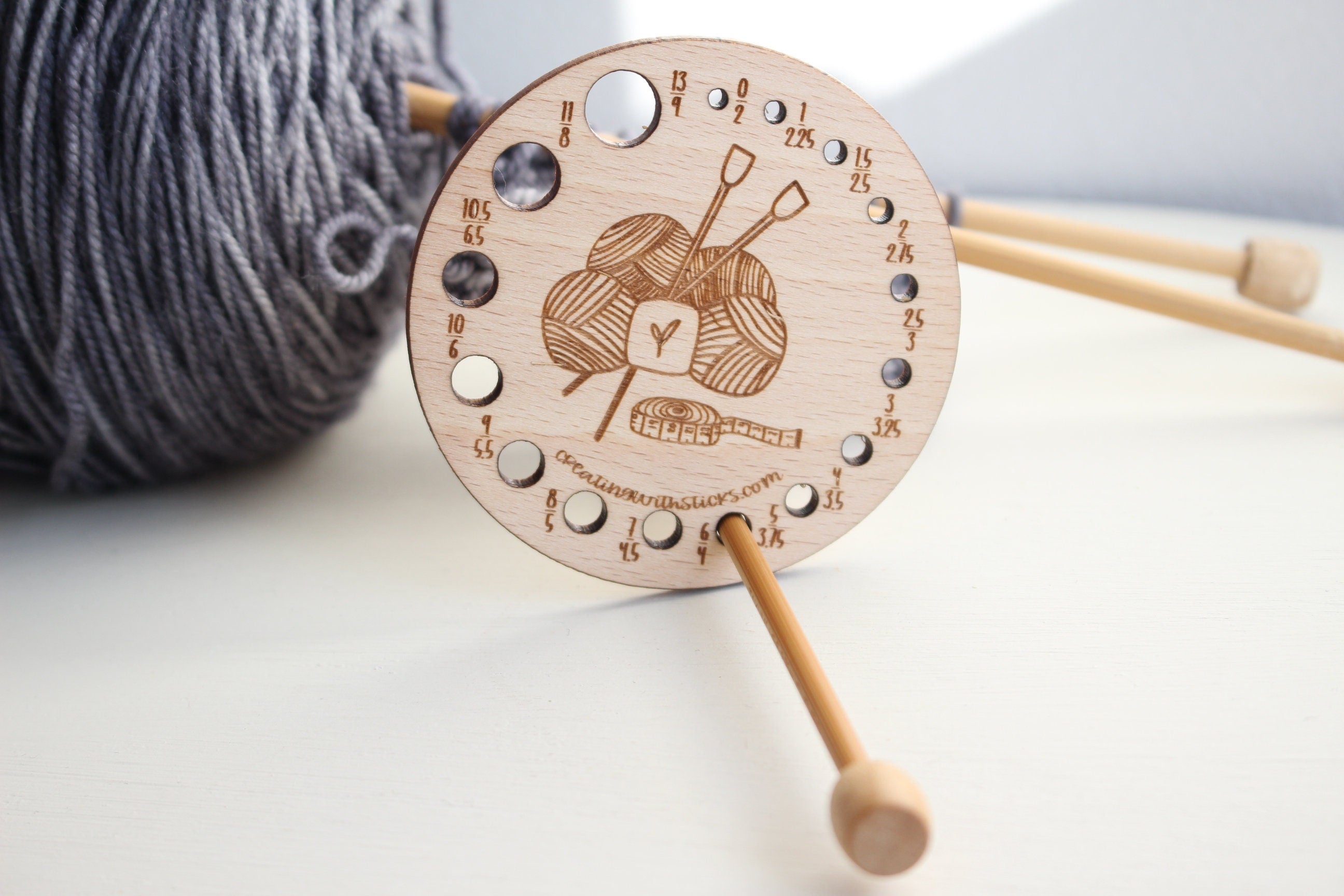 Wooden Yarn Ball Knitting Needle Gauge