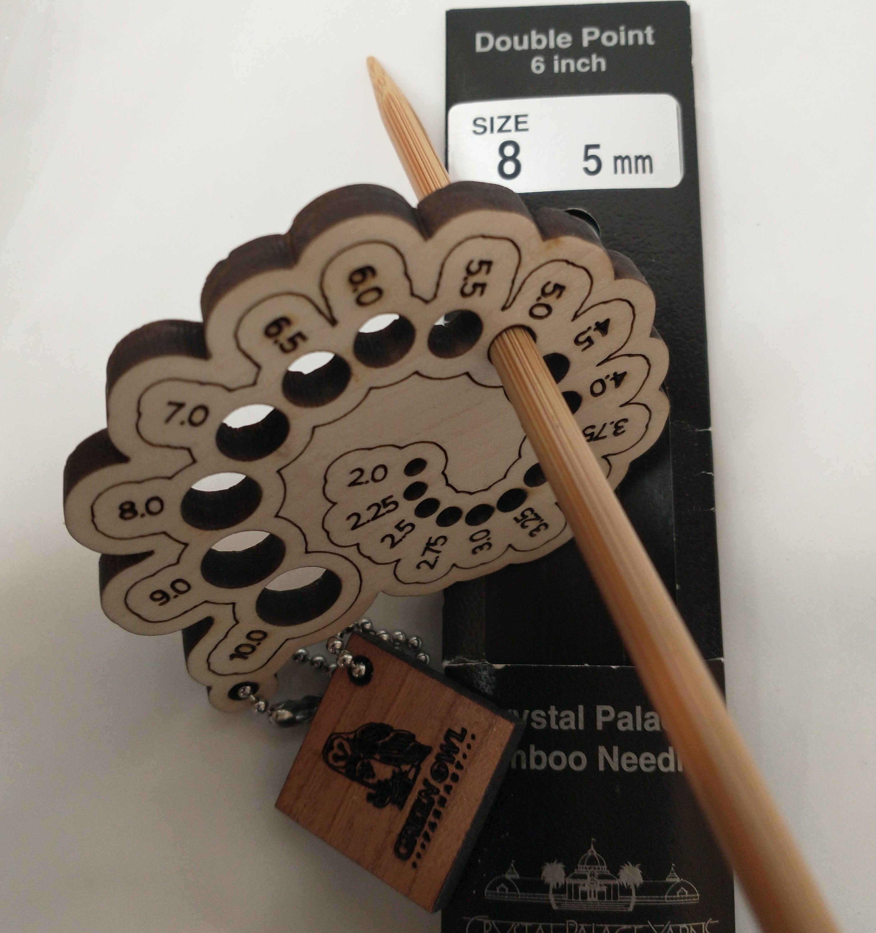 Spiral-shaped Solid Wood Knitting Needle Gauge