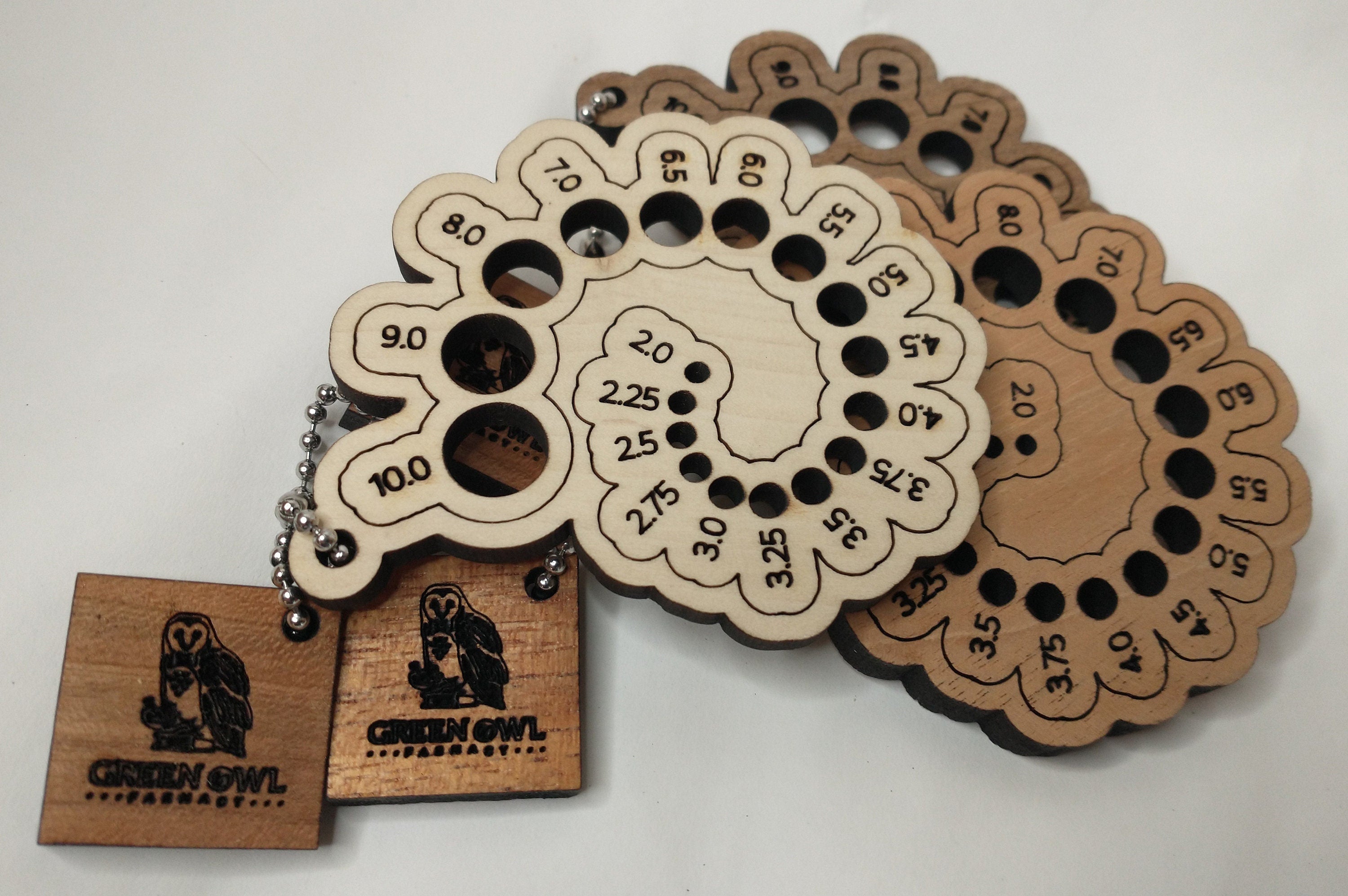 Spiral-shaped Solid Wood Knitting Needle Gauge