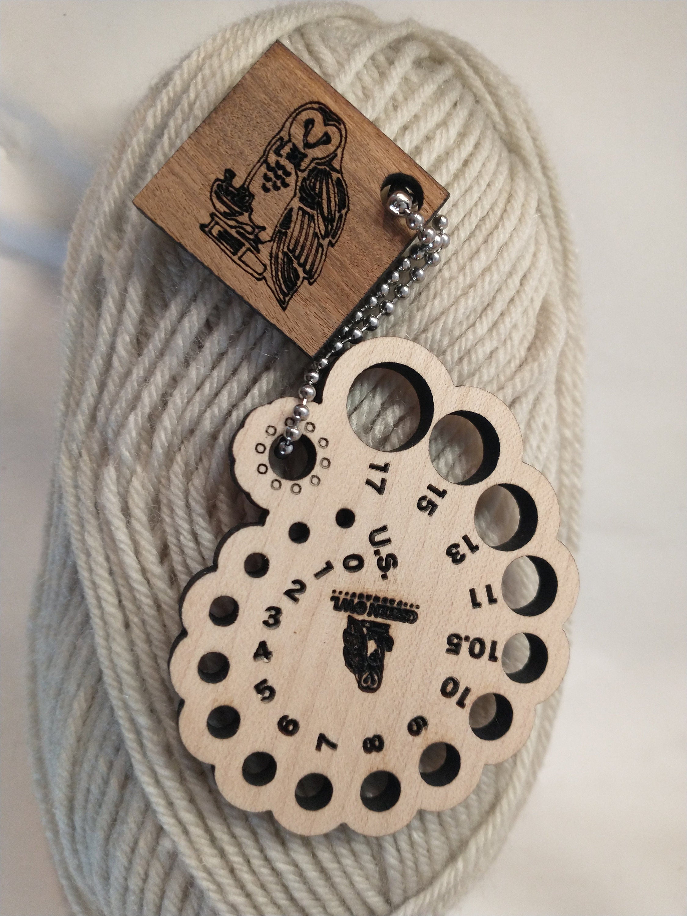 Spiral-shaped Solid Wood Knitting Needle Gauge