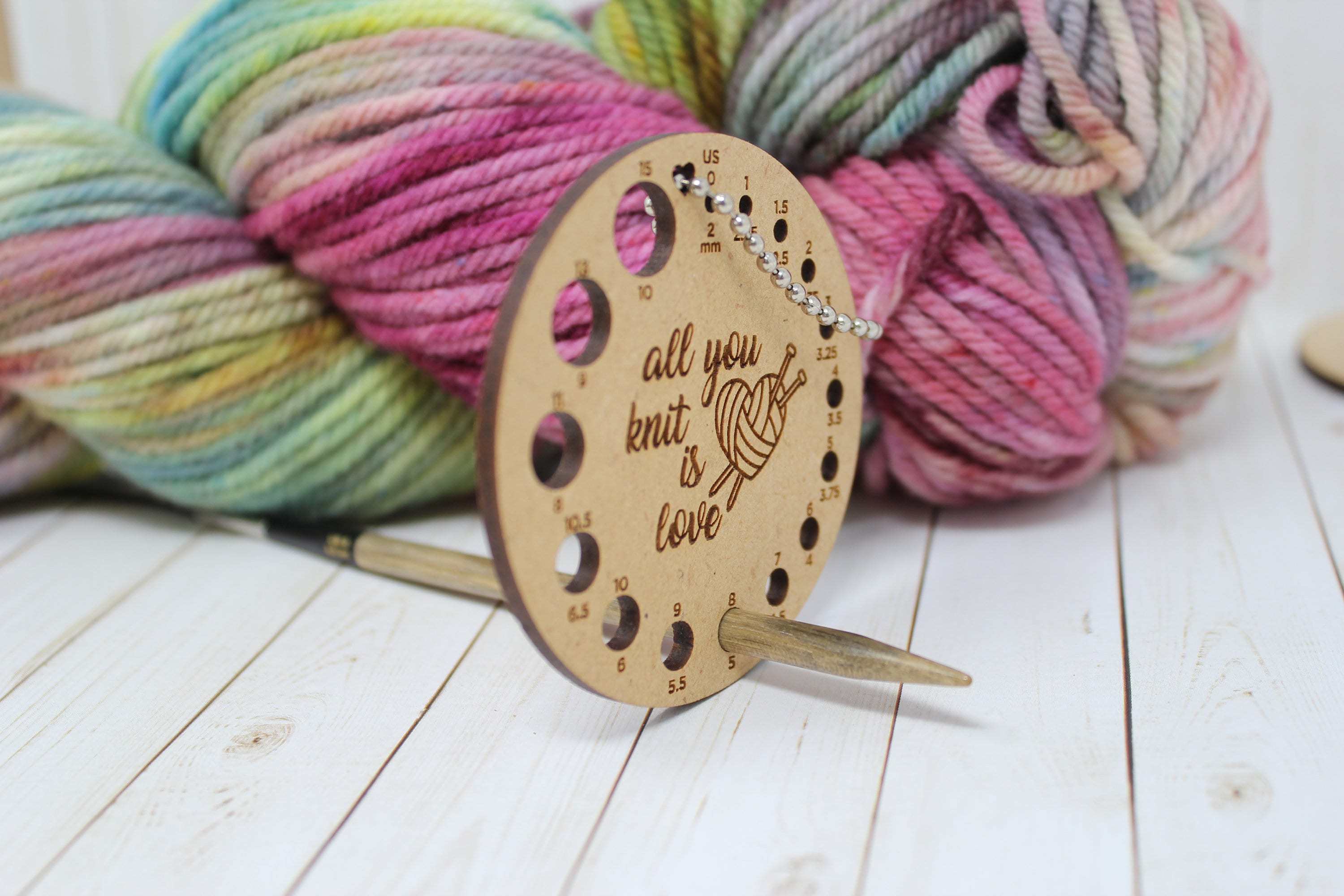 Round Knitting needle measuring gauge