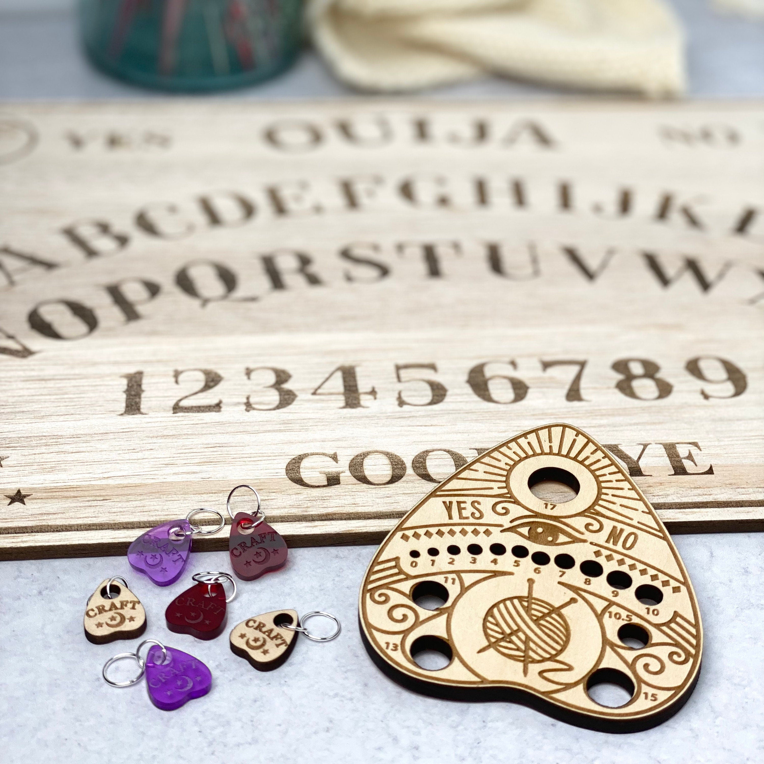 Ouija Knitting Needle Gauge