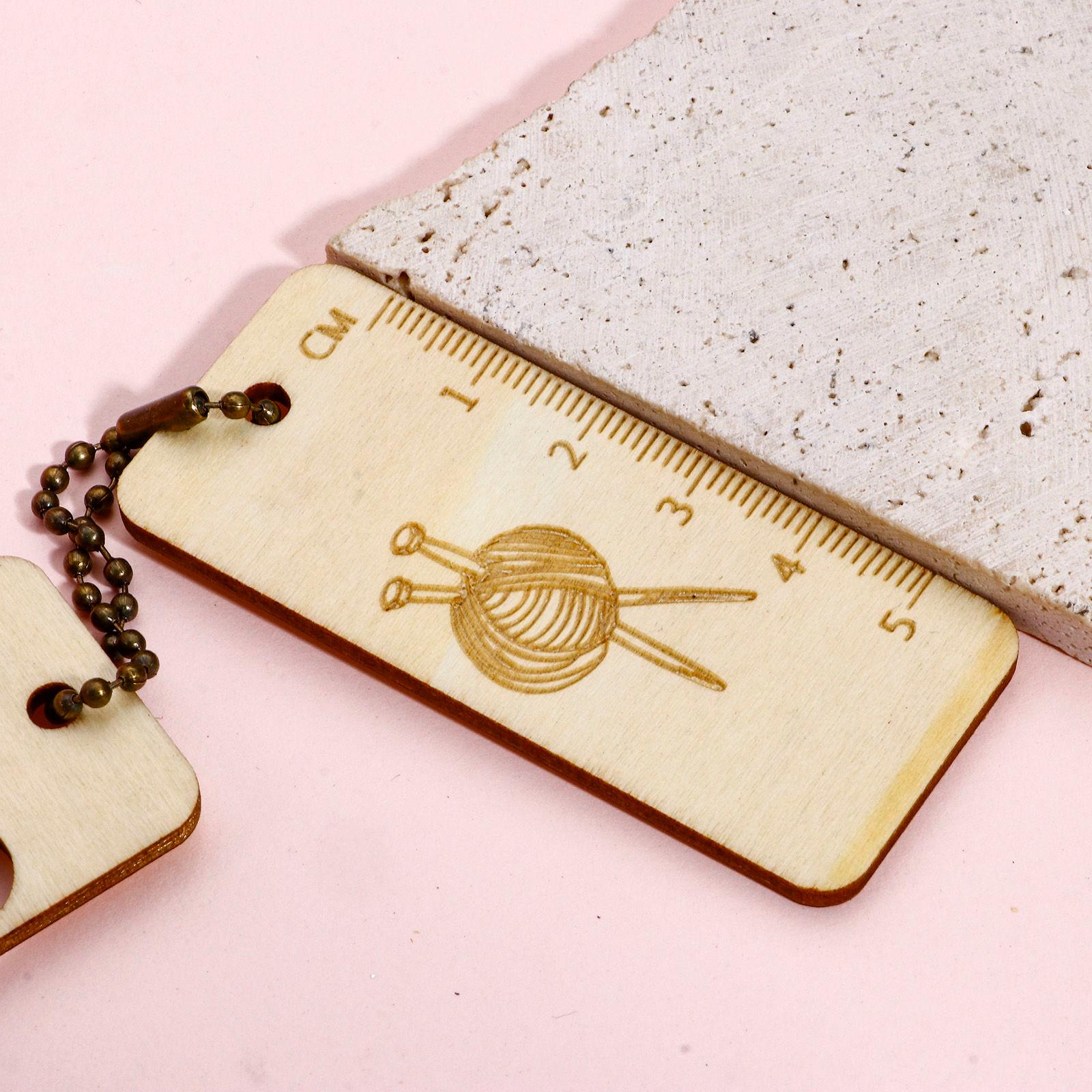 Knitting Needle Gauge - Natural Wood Ruler