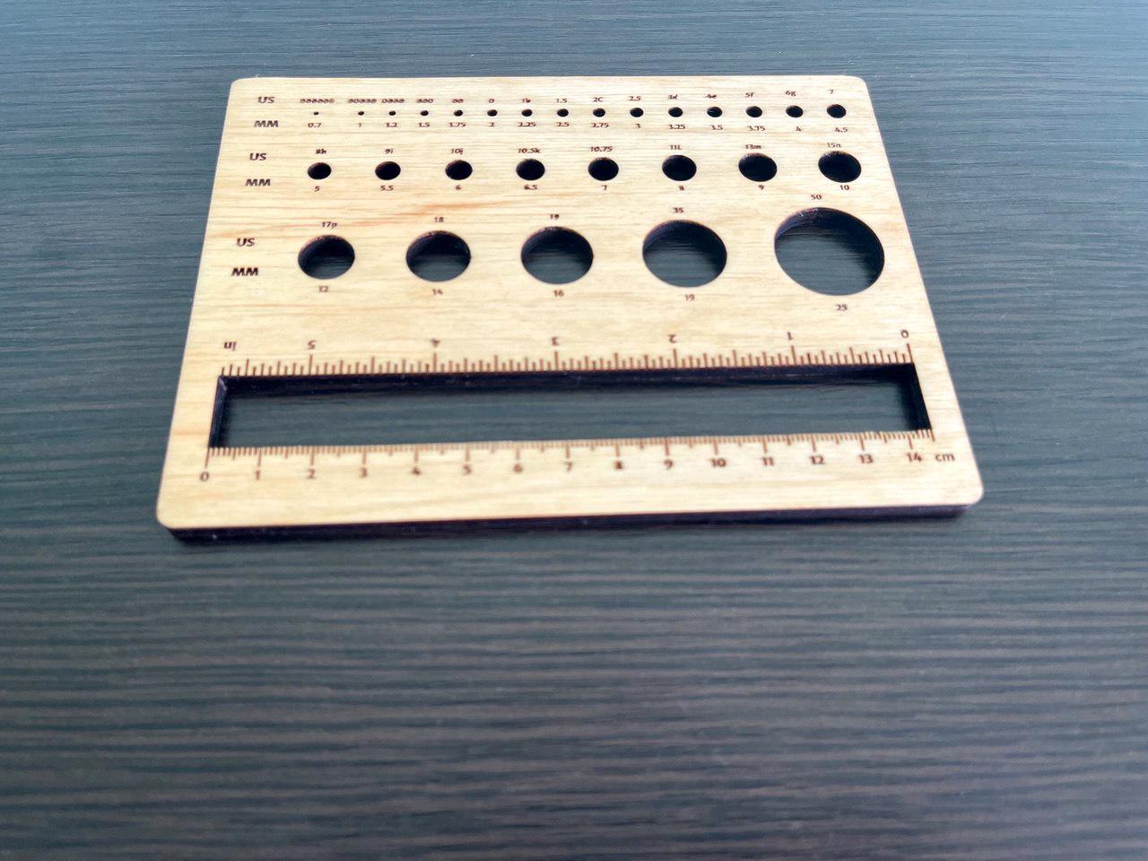 Ruler for measuring hand knitted socks